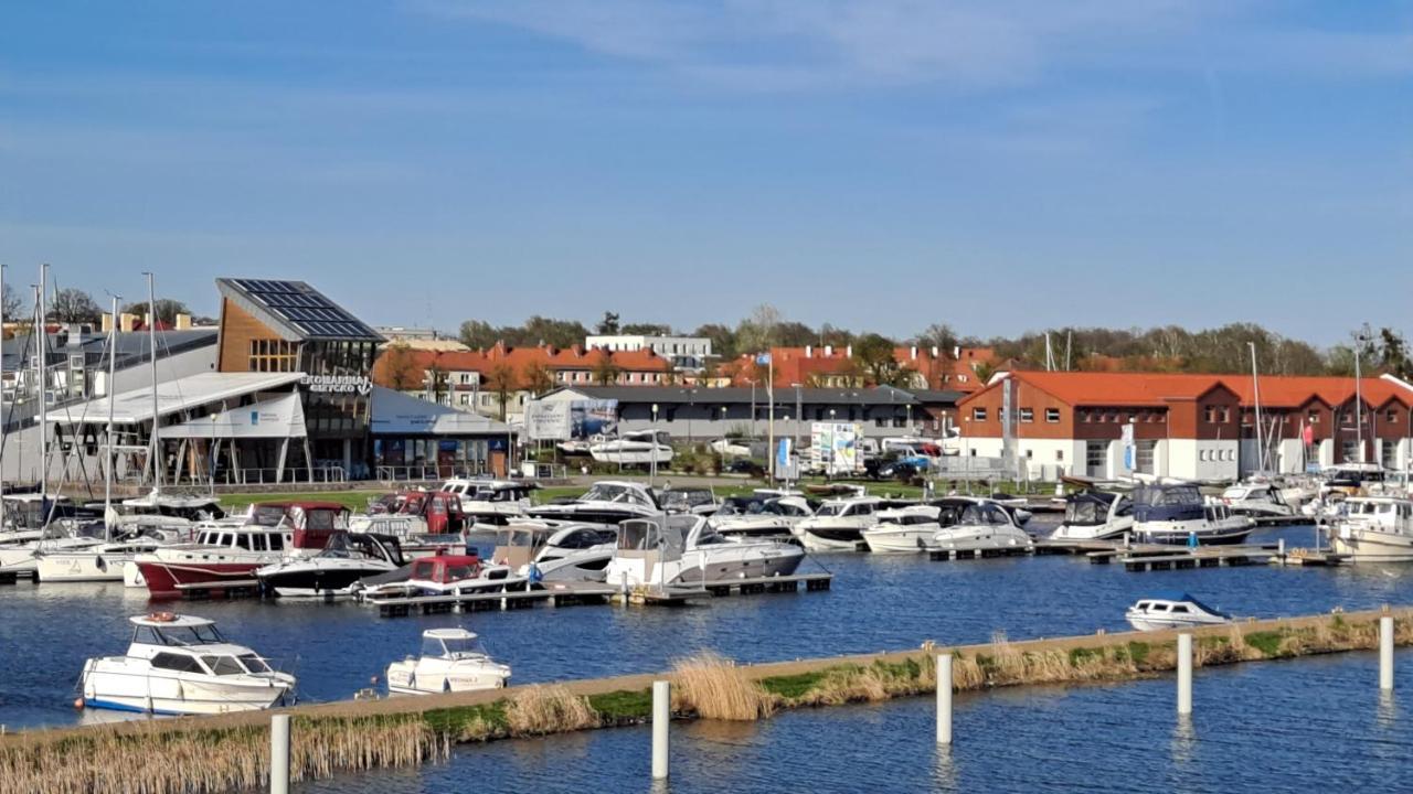 Apartament Przy Parku Apartman Giżycko Kültér fotó